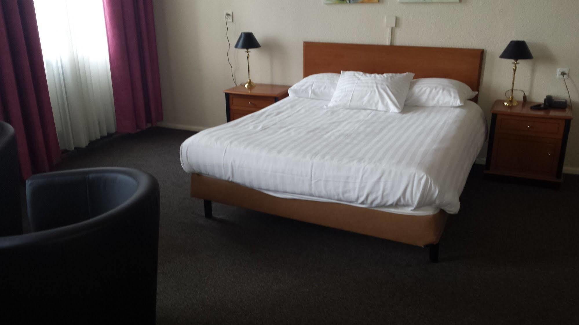 Hotel Wilhelmina Венло Екстериор снимка